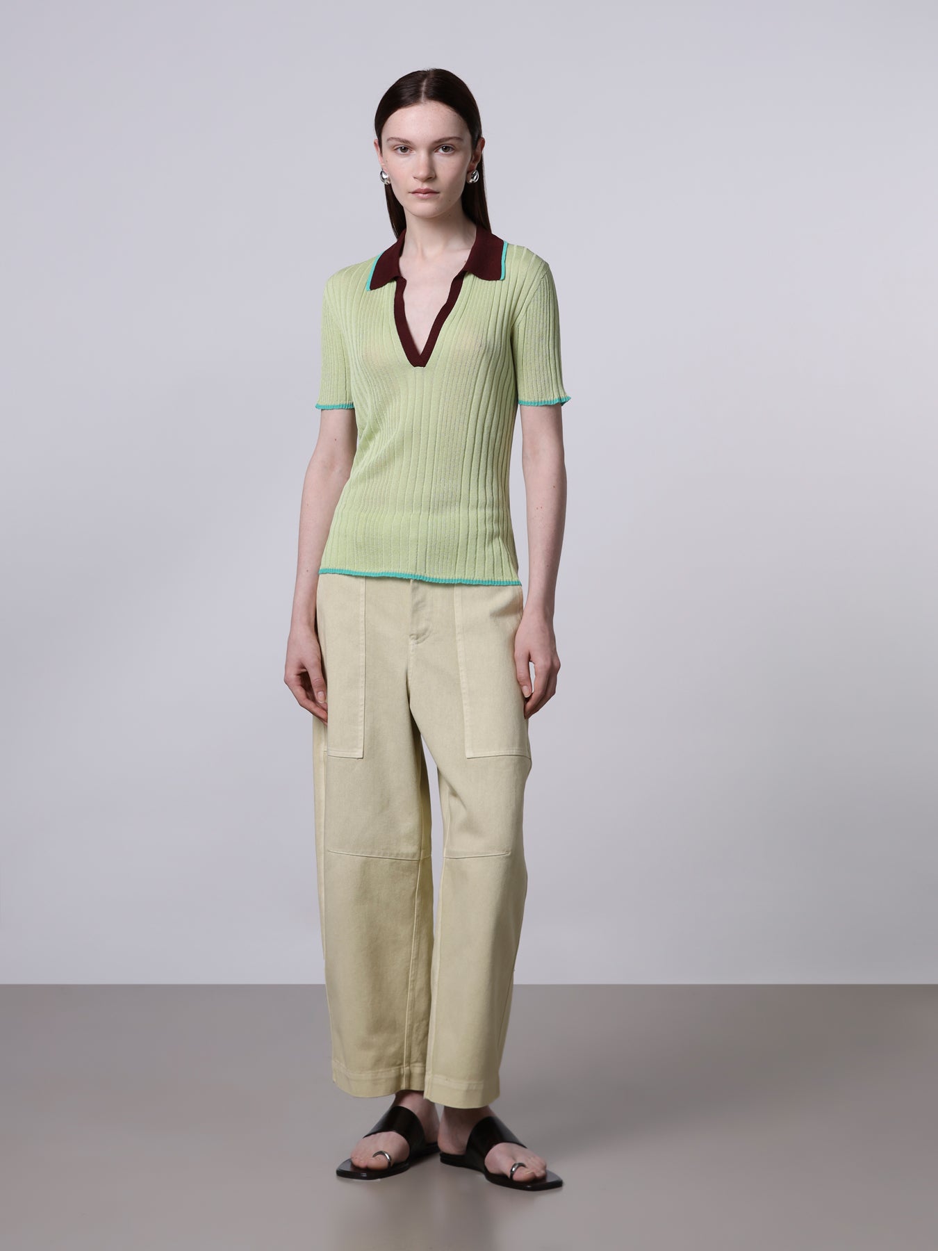 Polo a costine con dettagli a contrasto