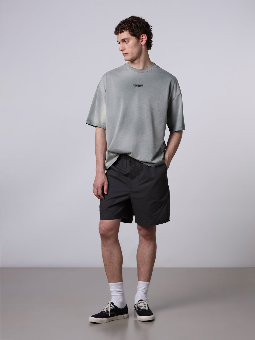 T-shirt con trattamento artigianale