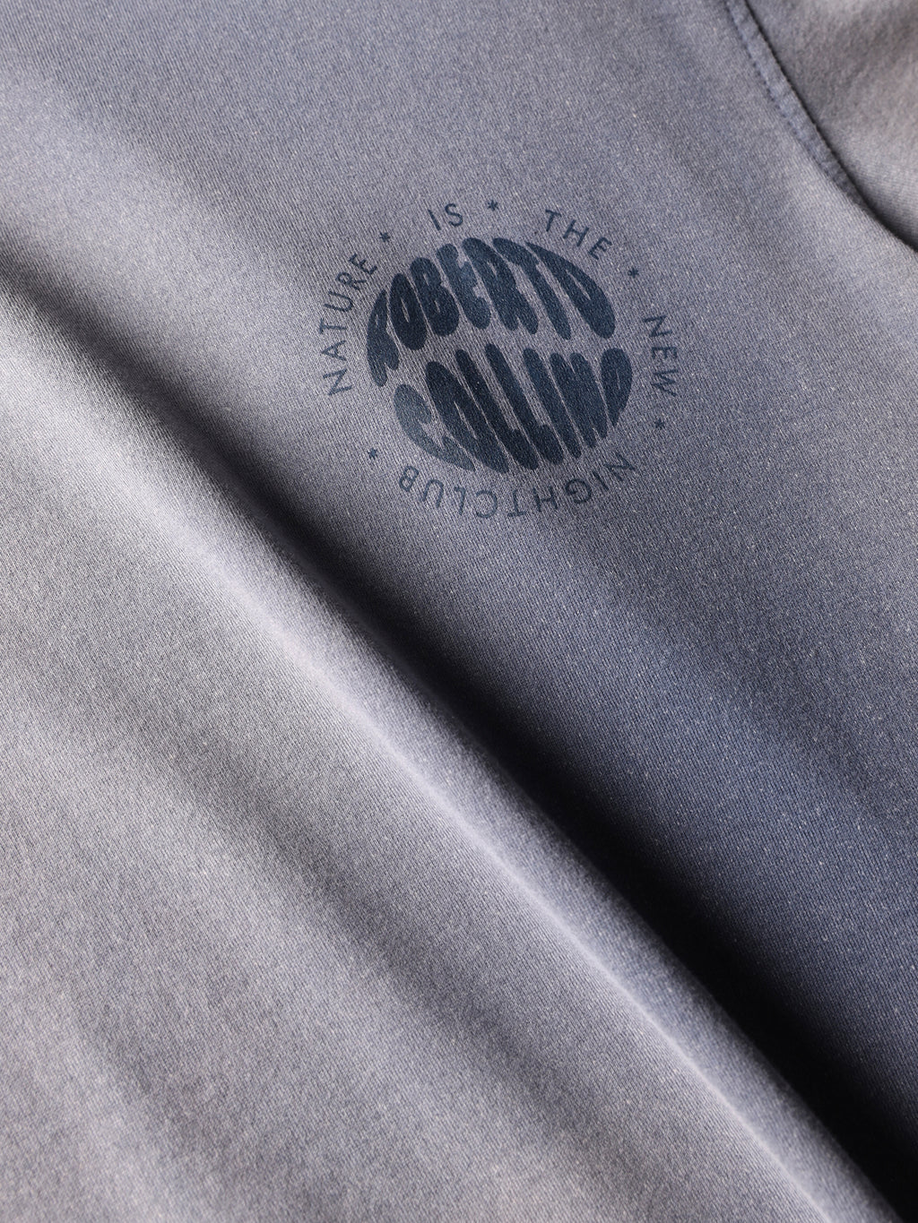 T-shirt con trattamento artigianale