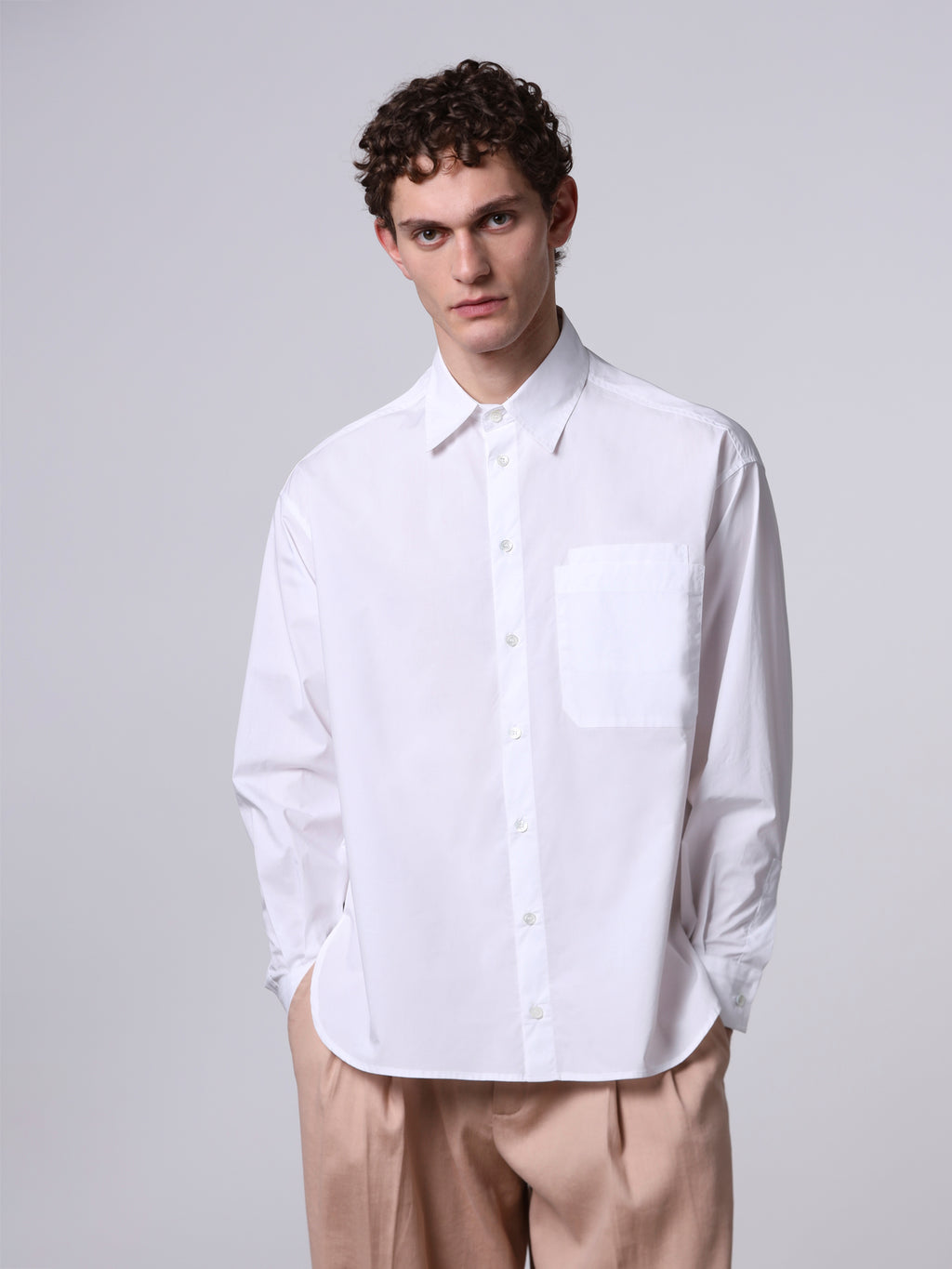 Camicia over con tasca