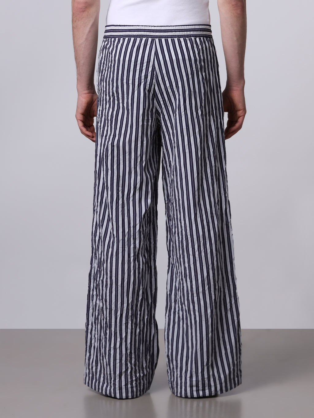 Pantalone over stropicciato