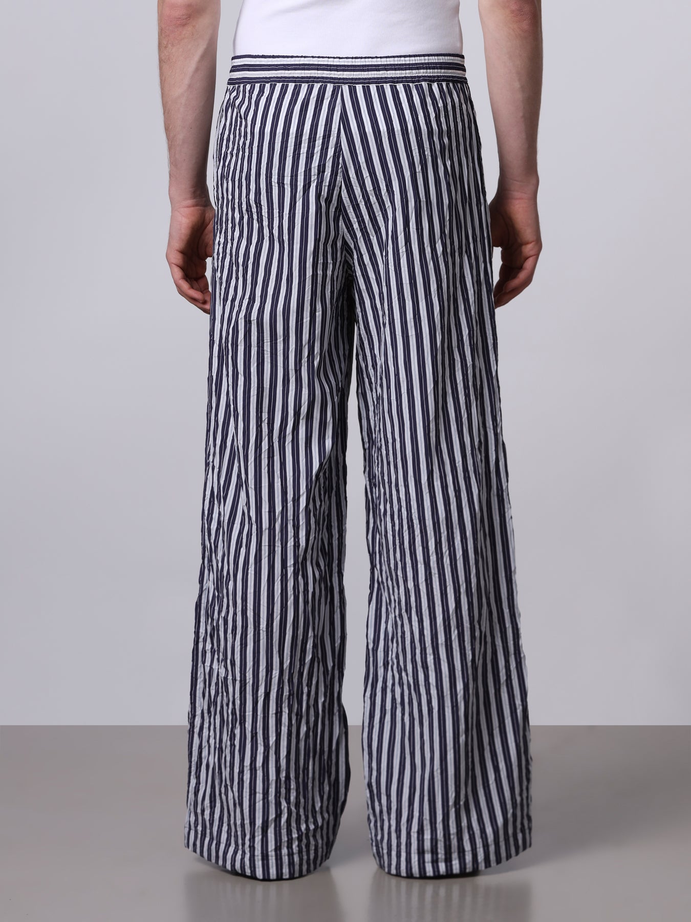 Pantalone over stropicciato