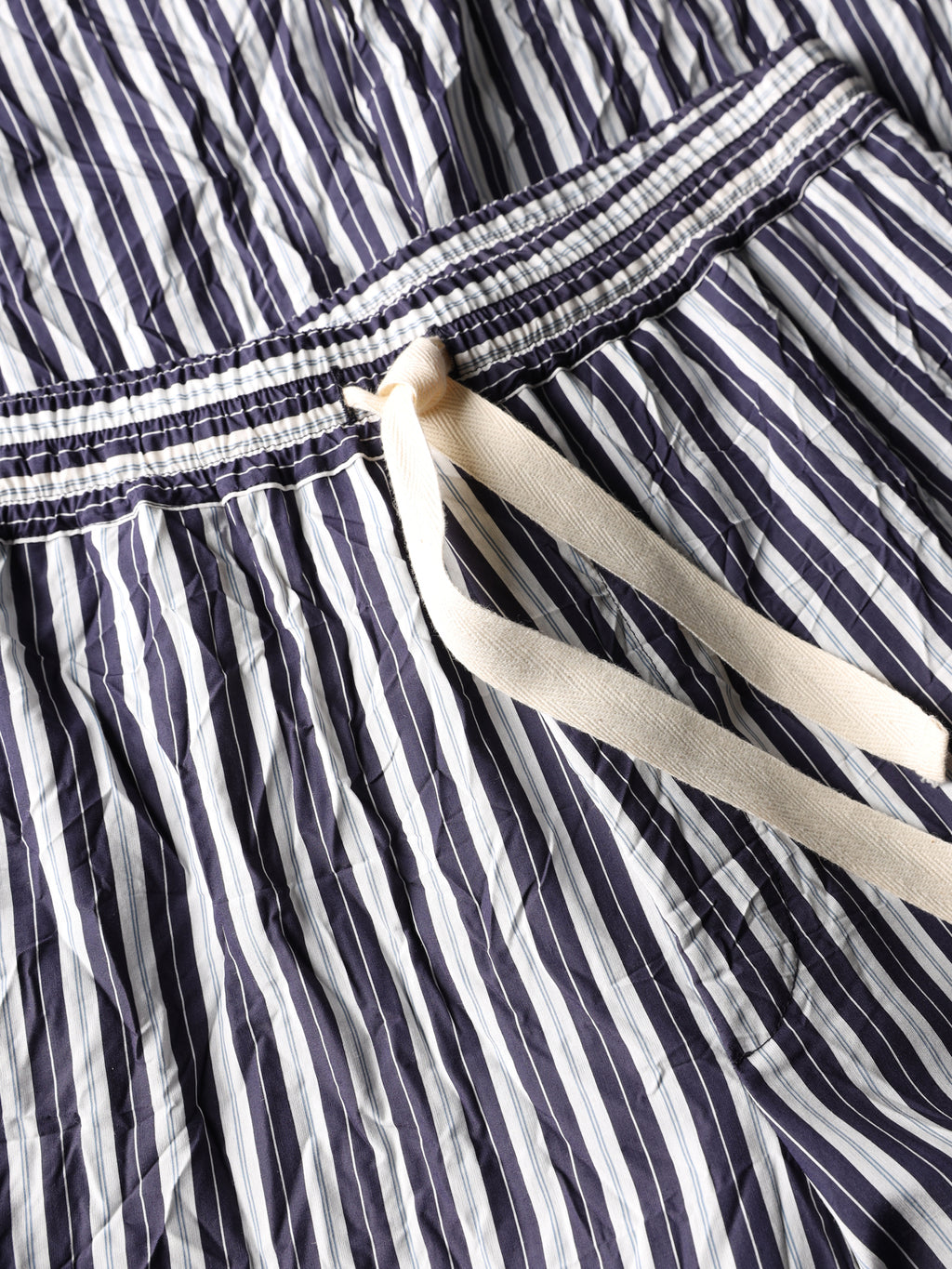 Pantalone over stropicciato