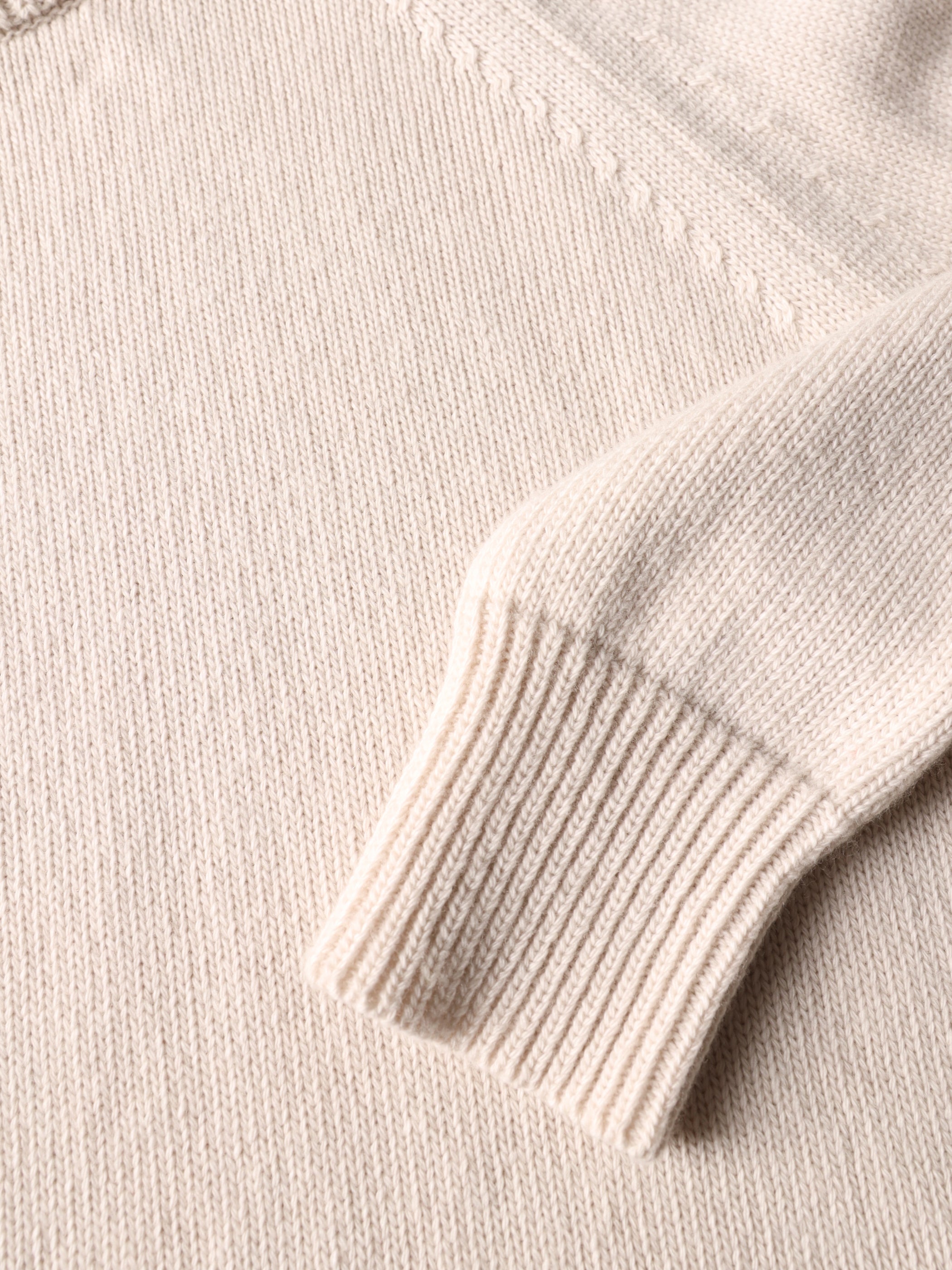 Maglia con collo a cratere in lana merino