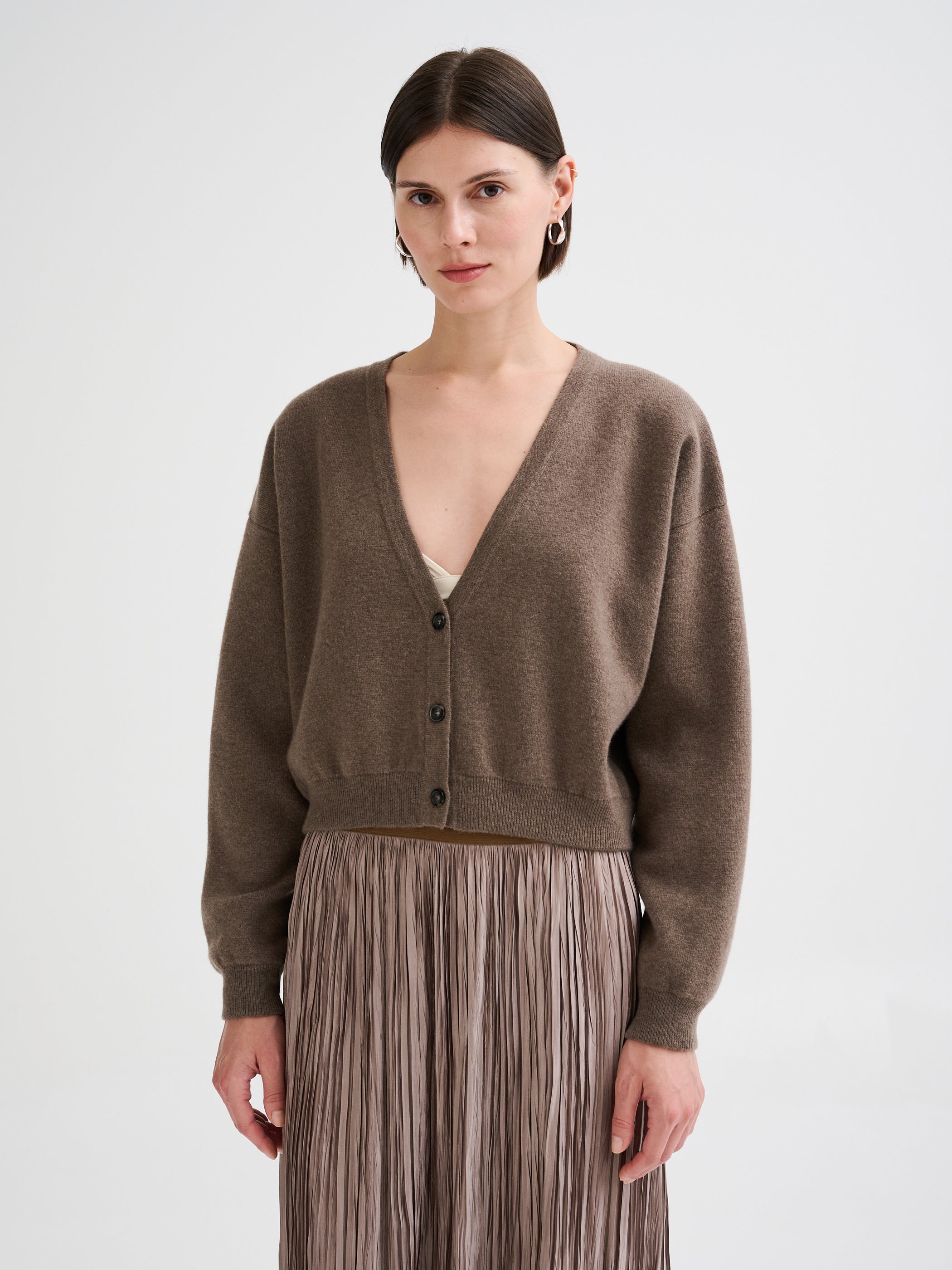 Cardigan boxy in lana merino