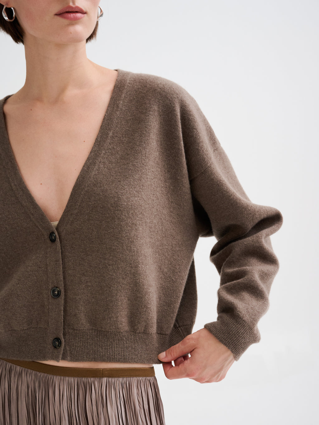 Cardigan boxy in lana merino