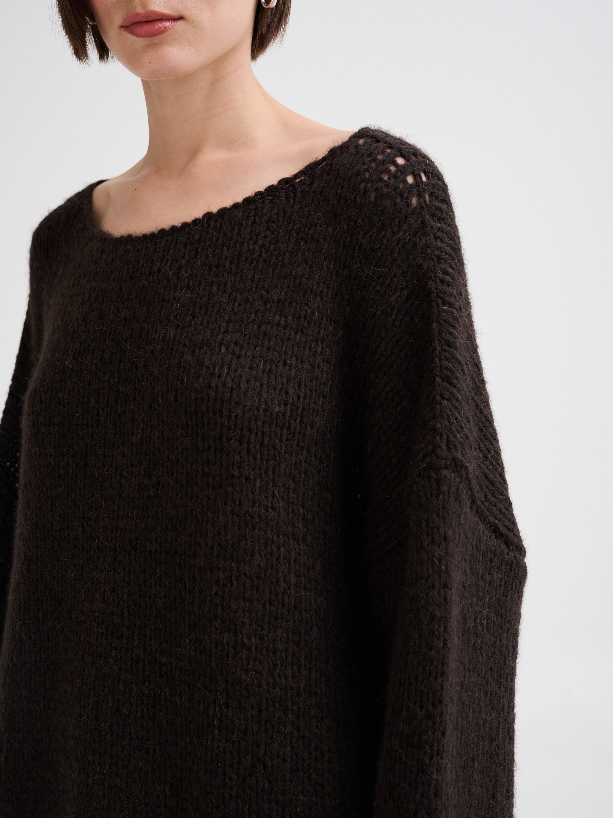 Maglia con scollo a barca in baby alpaca