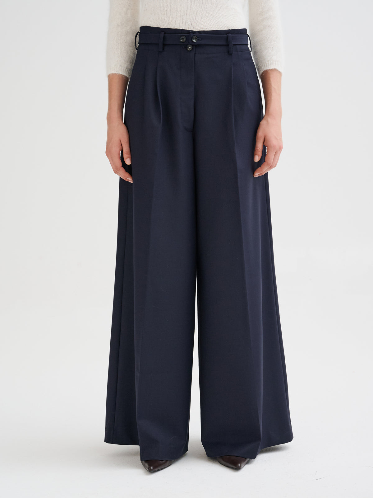Pantalone wide leg con pinces