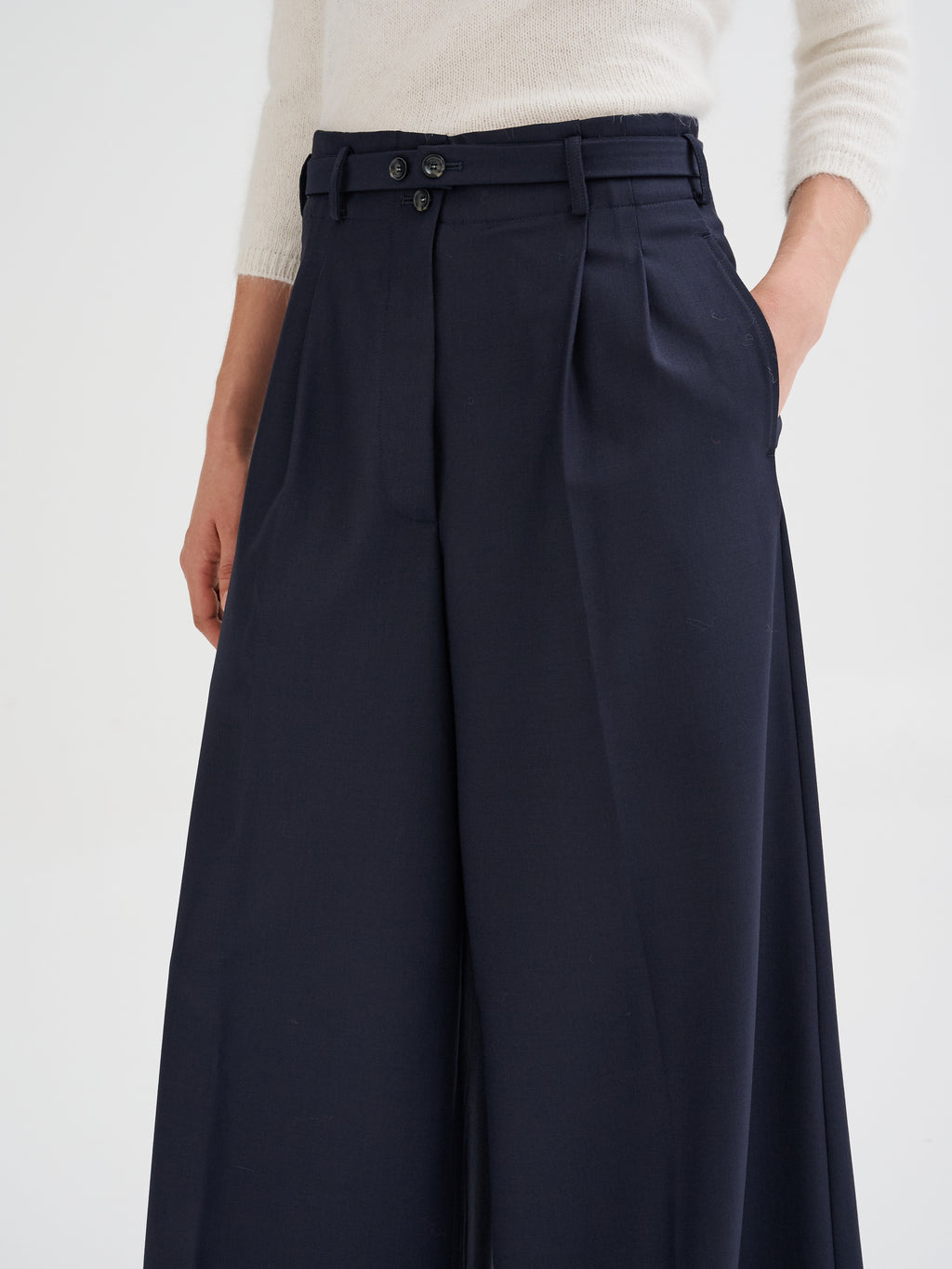 Pantalone wide leg con pinces