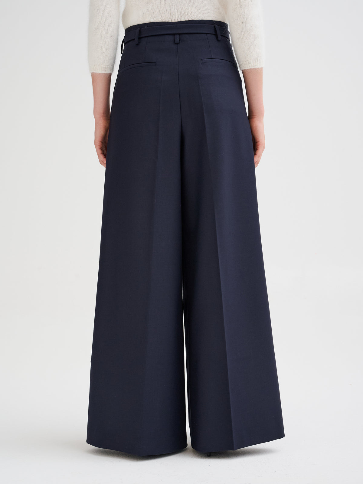 Pantalone wide leg con pinces