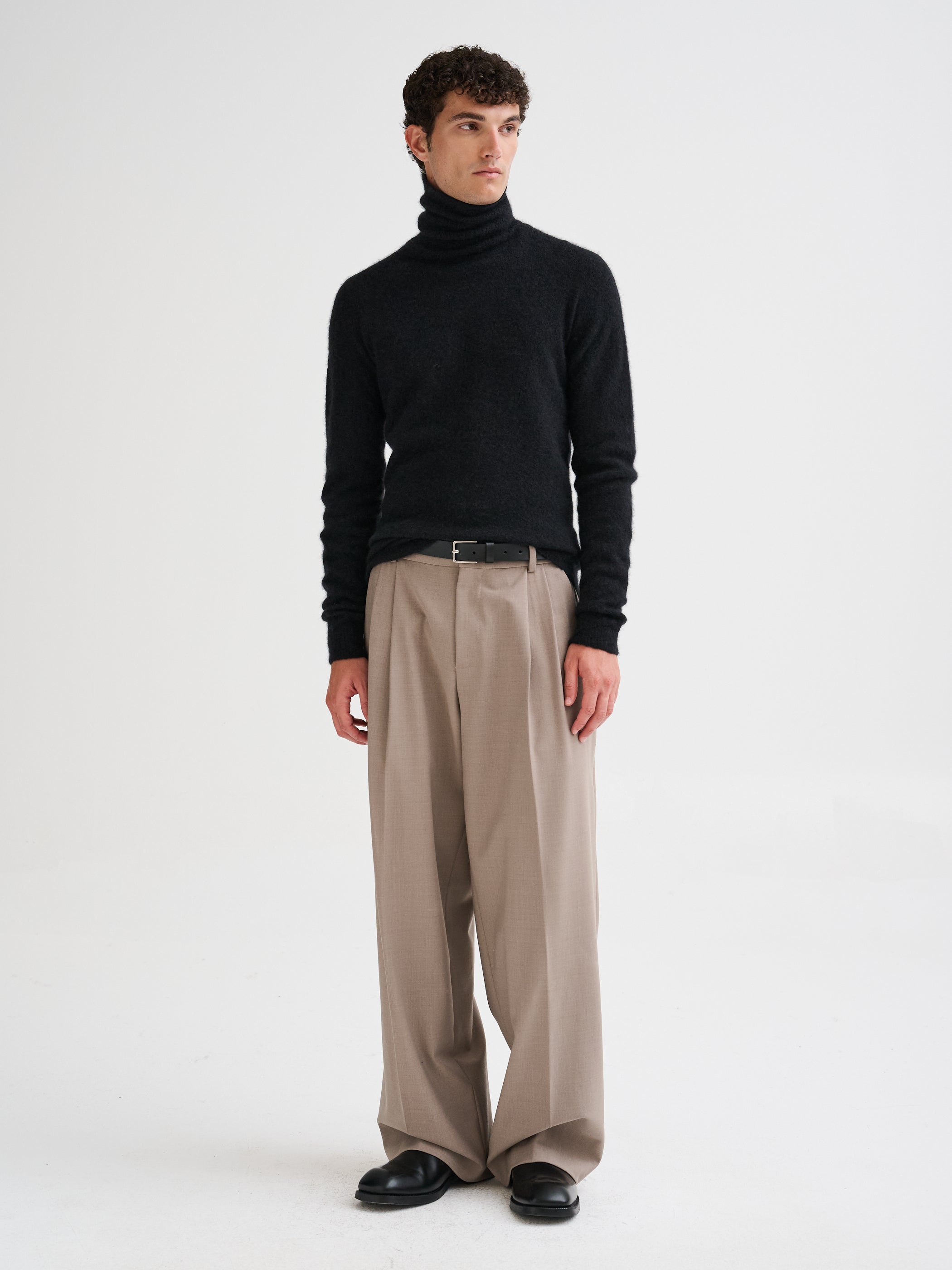 Pantalone sartoriale con pinces