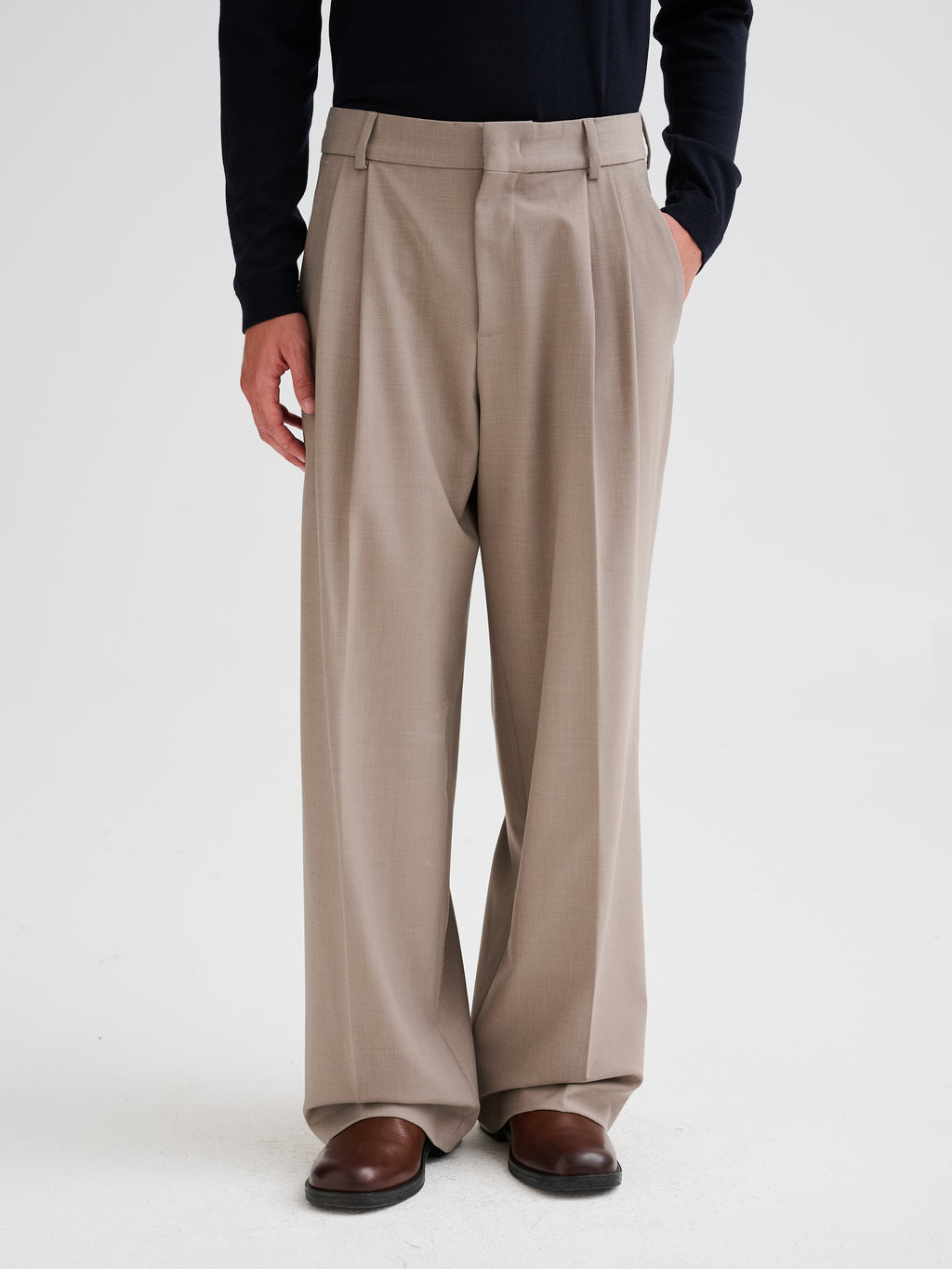 Pantalone sartoriale con pinces