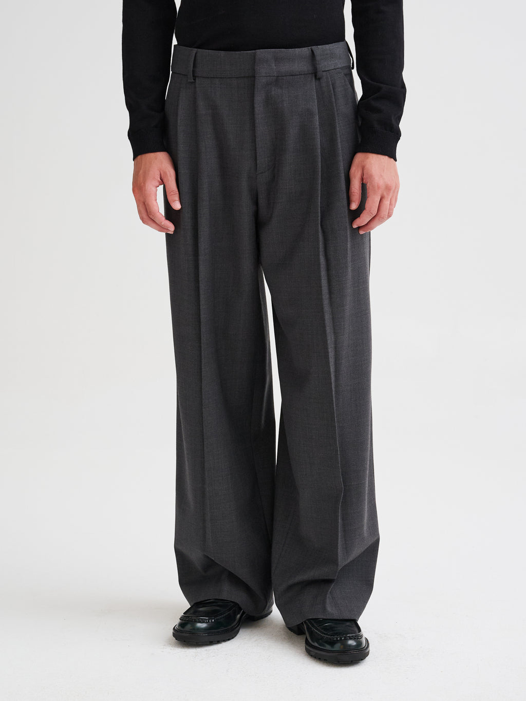 Pantalone sartoriale con pinces