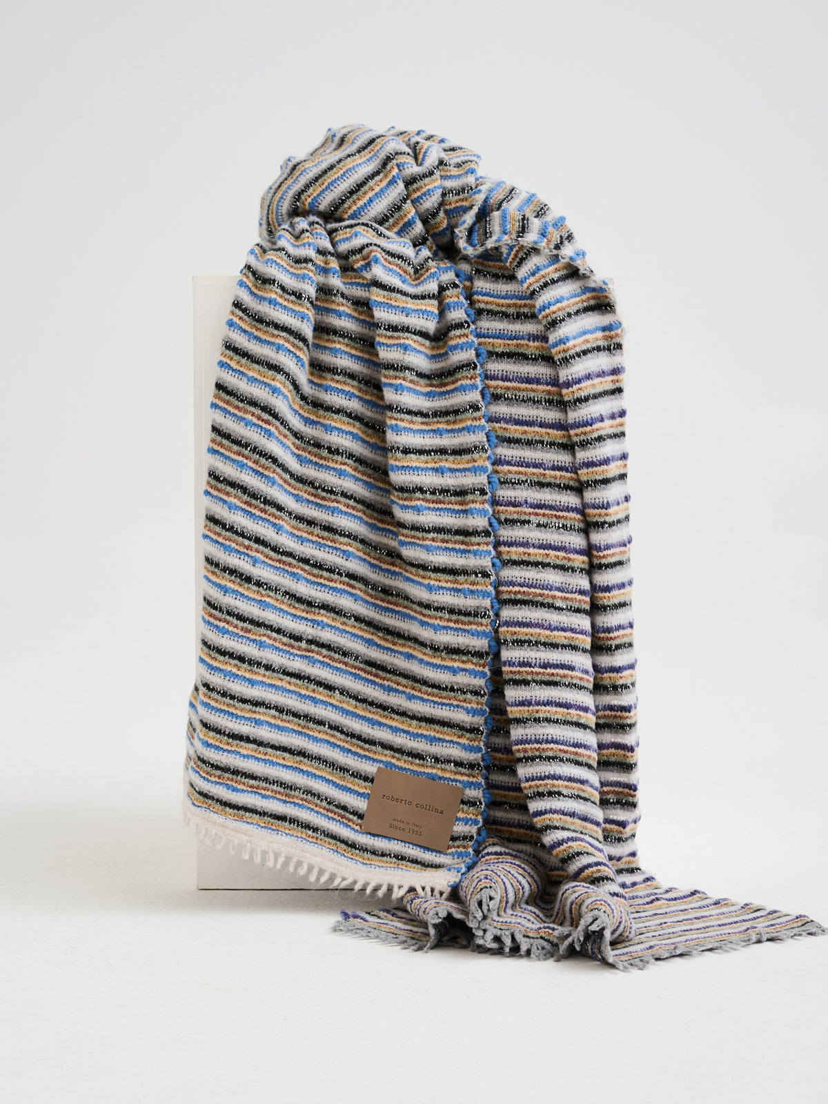 Coperta multicolor in filati d'archivio