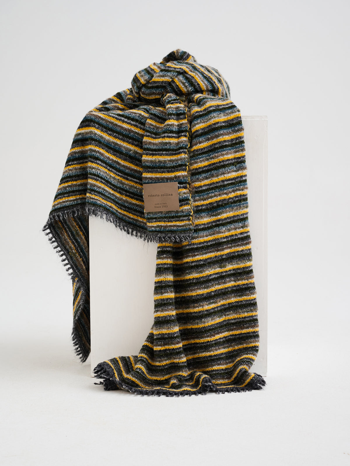 Coperta multicolor in filati d'archivio