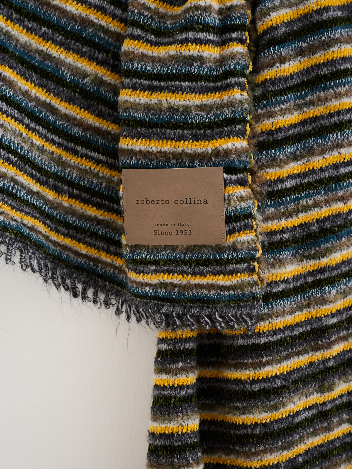 Coperta multicolor in filati d'archivio