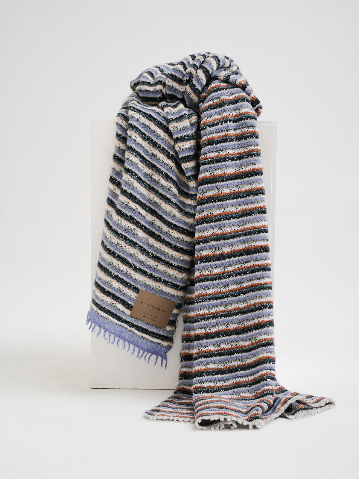 Coperta multicolor in filati d'archivio