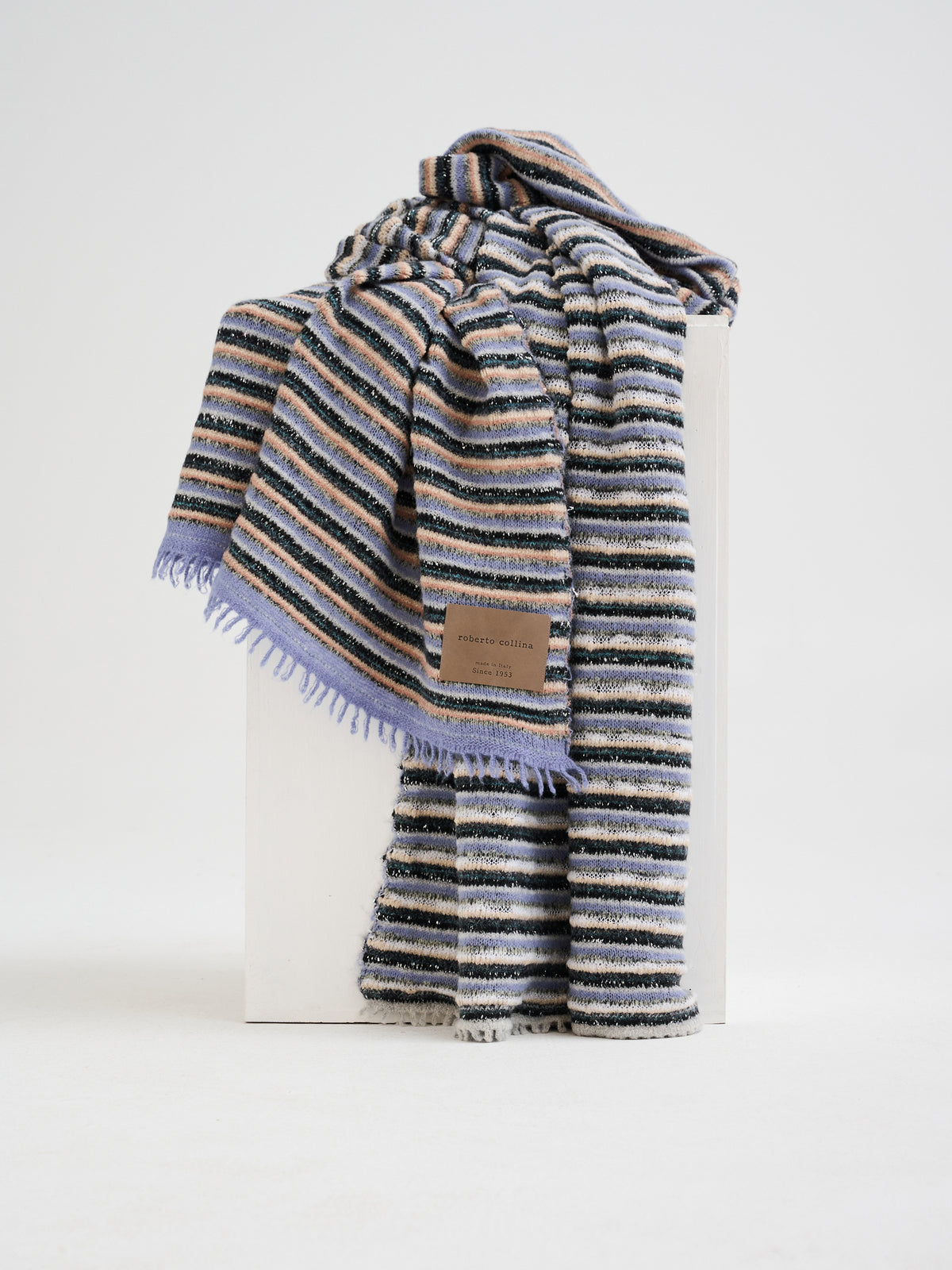 Coperta multicolor in filati d'archivio
