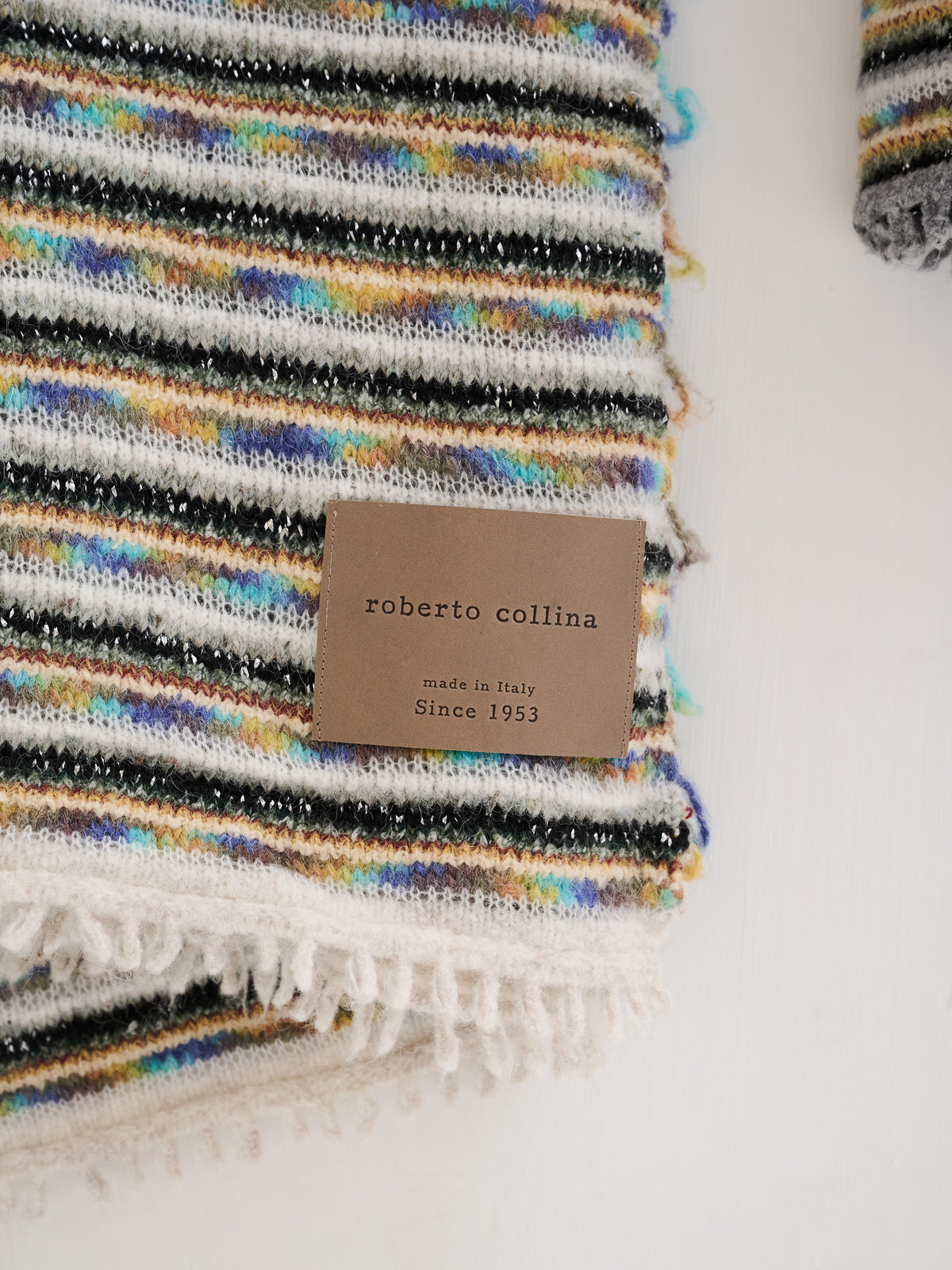 Coperta multicolor in filati d'archivio