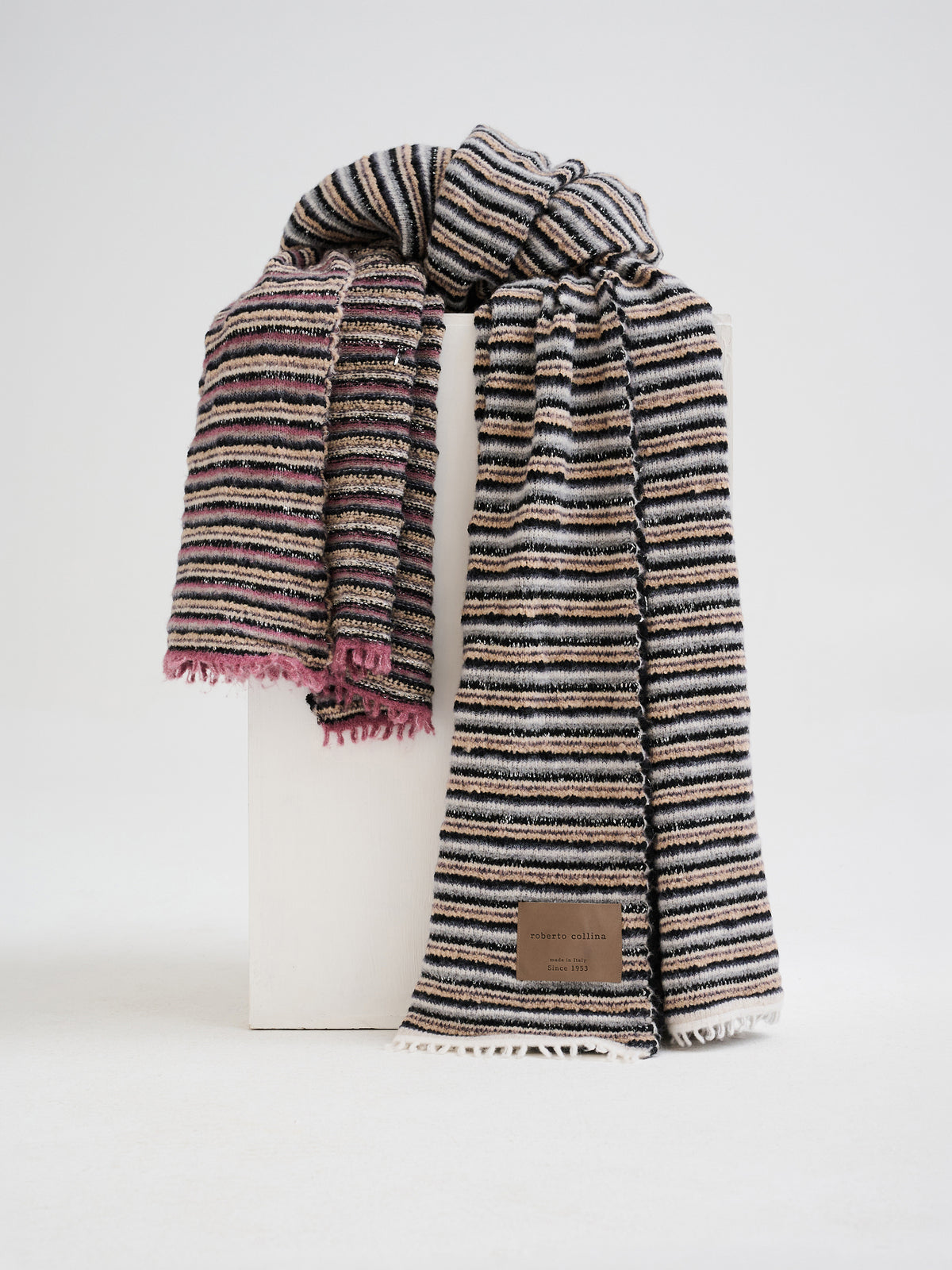 Coperta multicolor in filati d'archivio