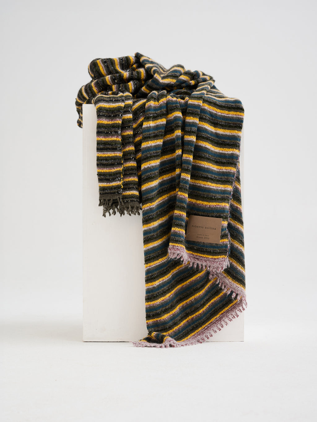 Coperta multicolor in filati d'archivio