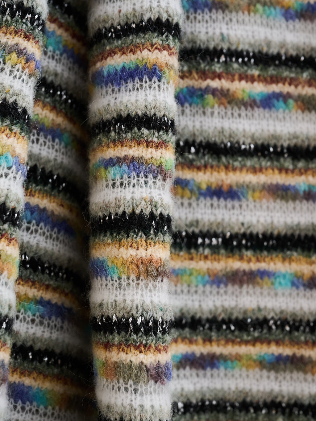 Coperta multicolor in filati d'archivio