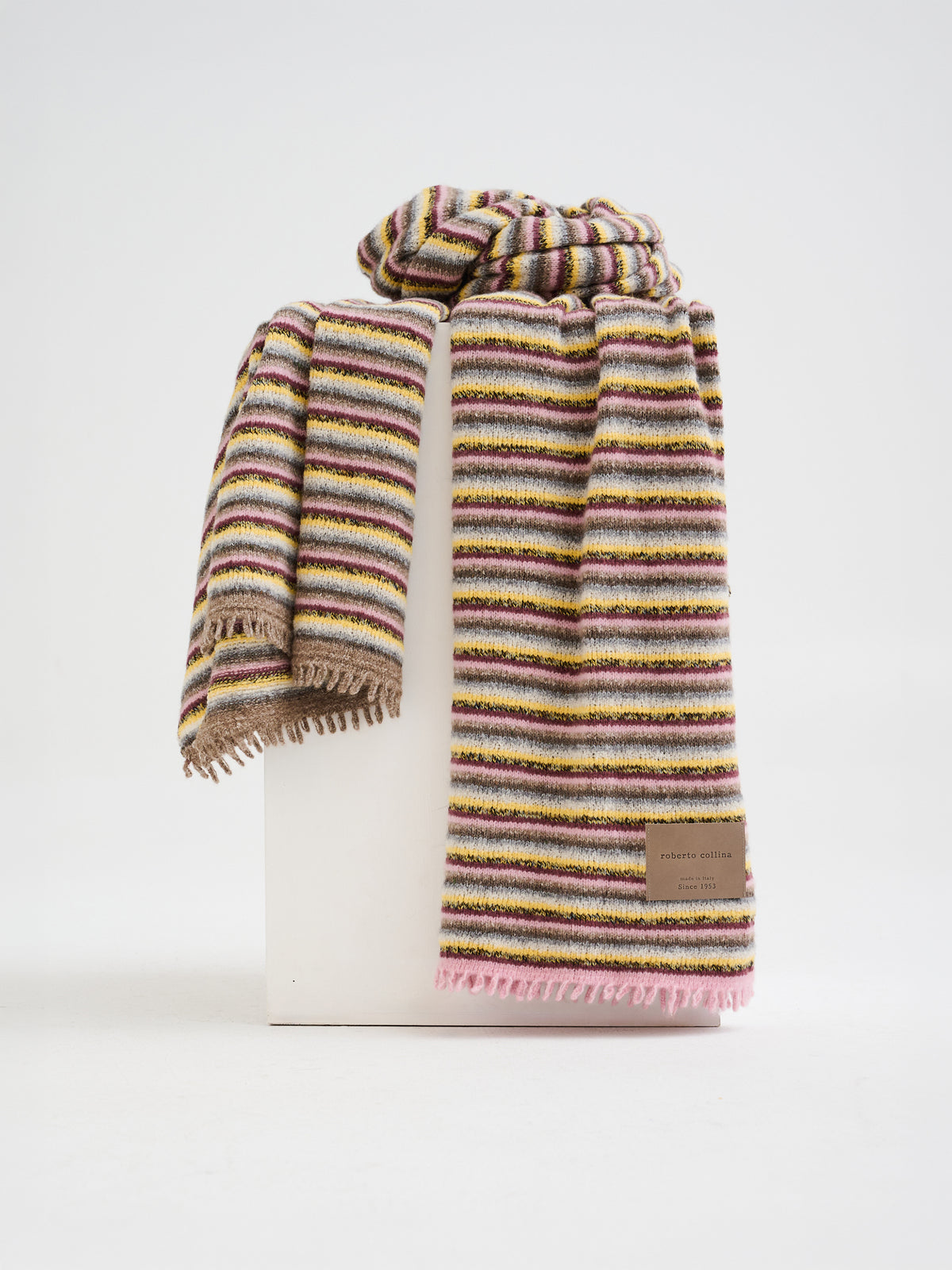 Coperta multicolor in filati d'archivio