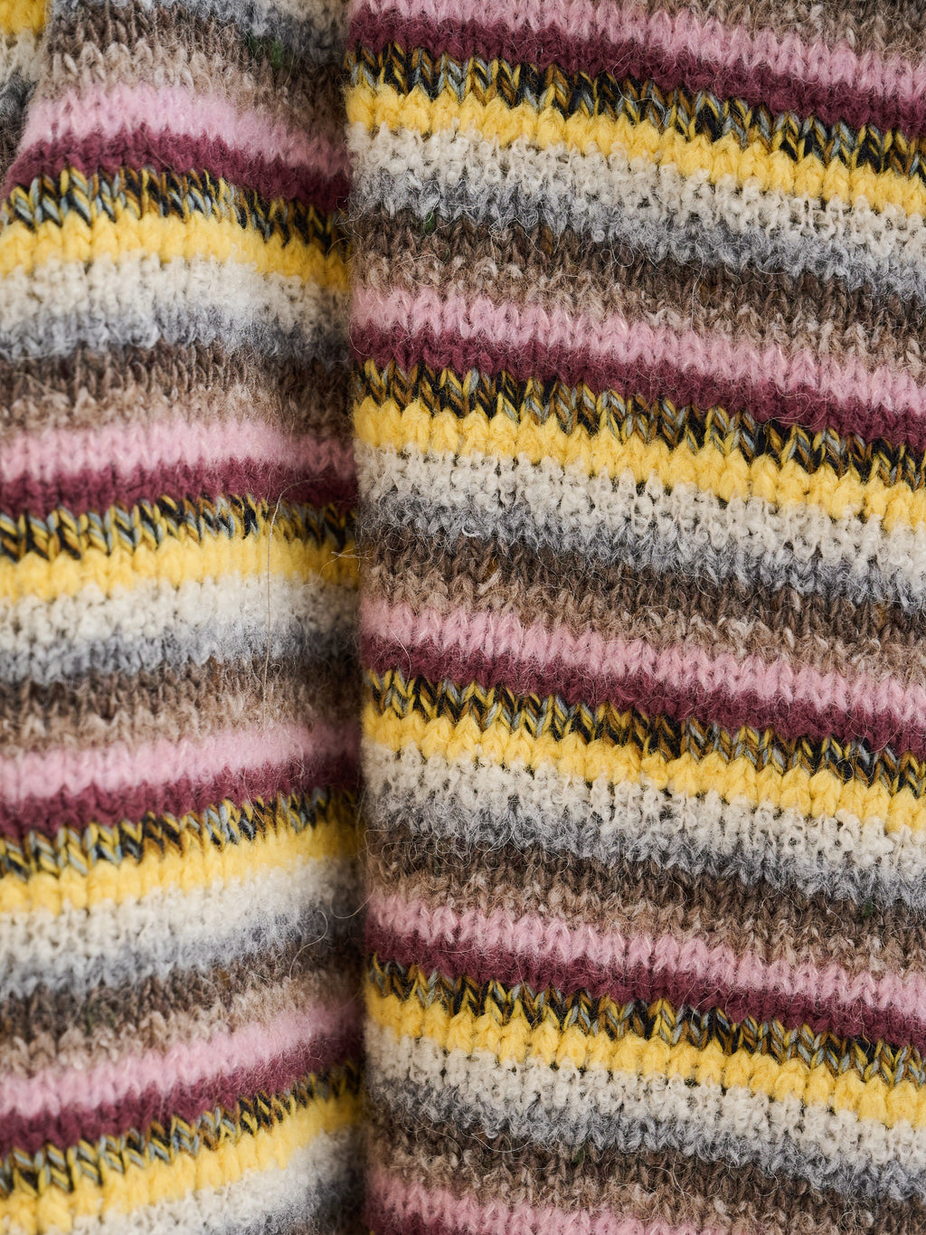 Coperta multicolor in filati d'archivio