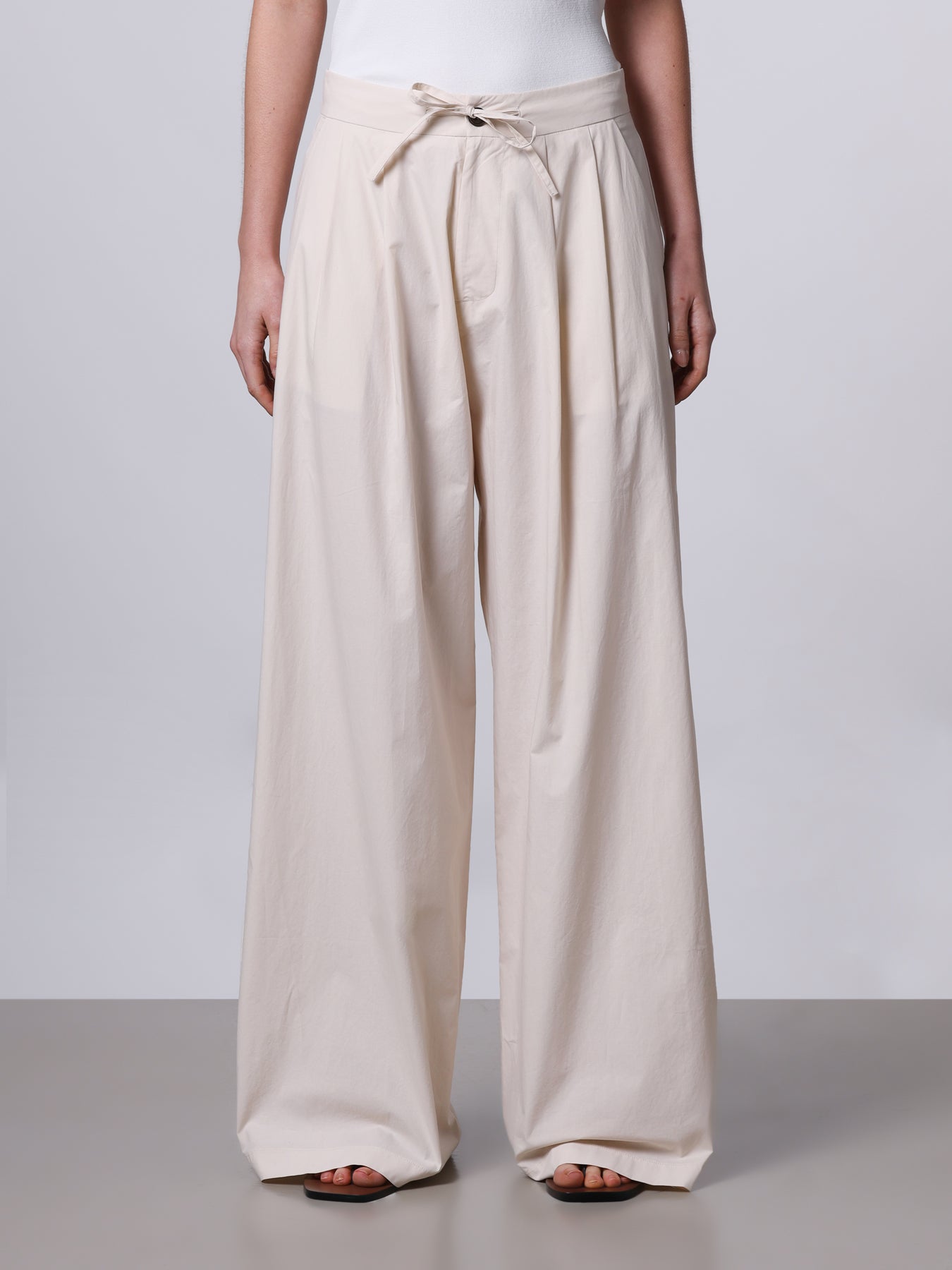 Pantalone ampio con coulisse