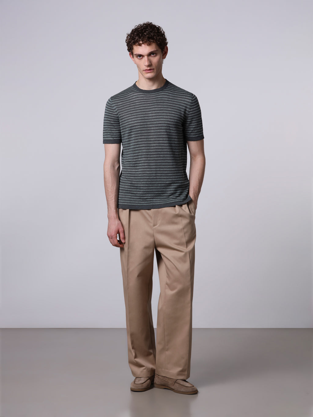 T-shirt rigata in lino