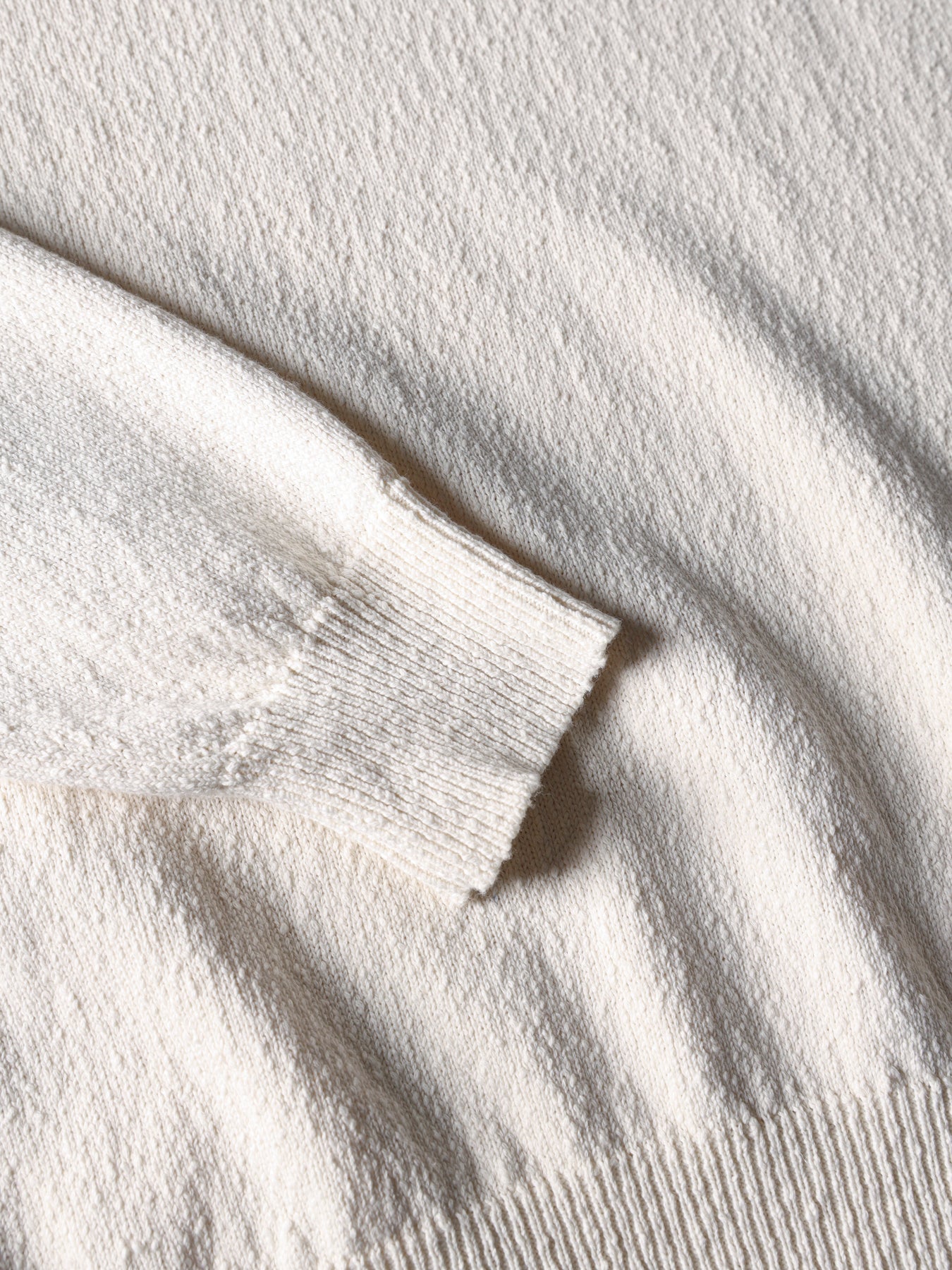 Polo texture irregolare