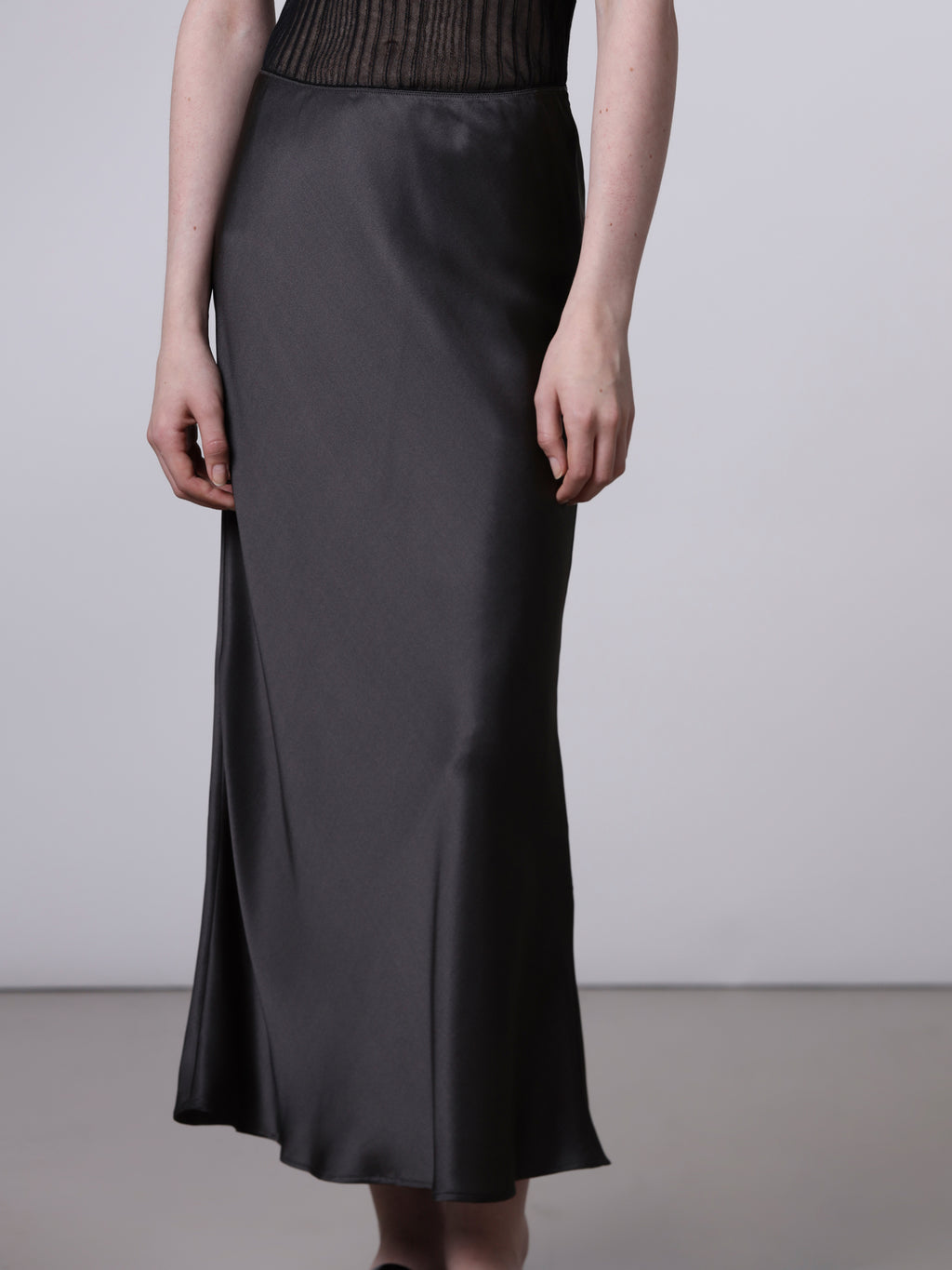 Gonna longuette in seta