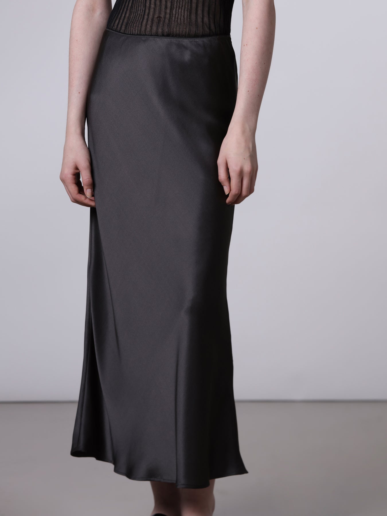 Gonna longuette in seta