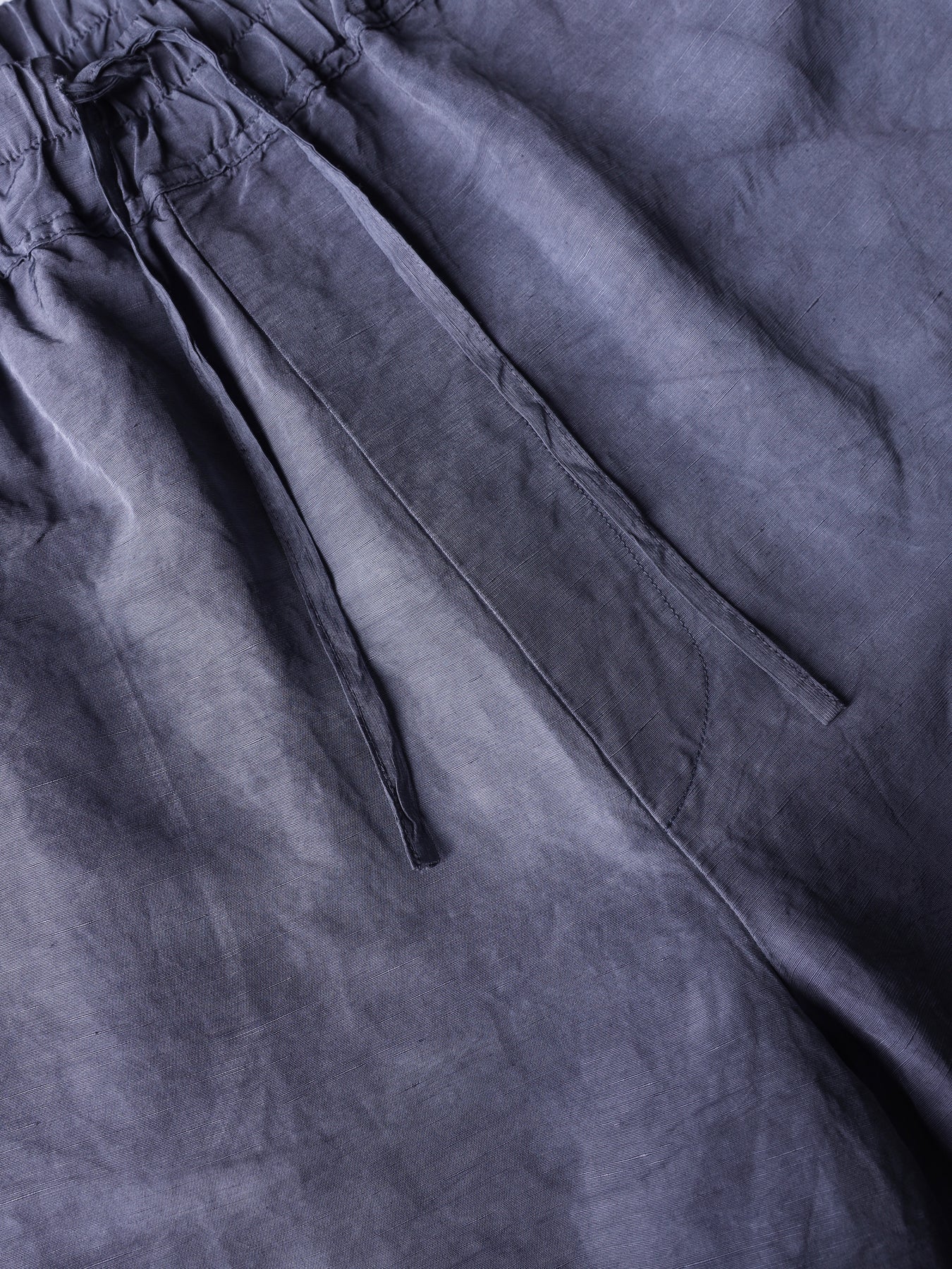 Bermuda con trattamento artigianale