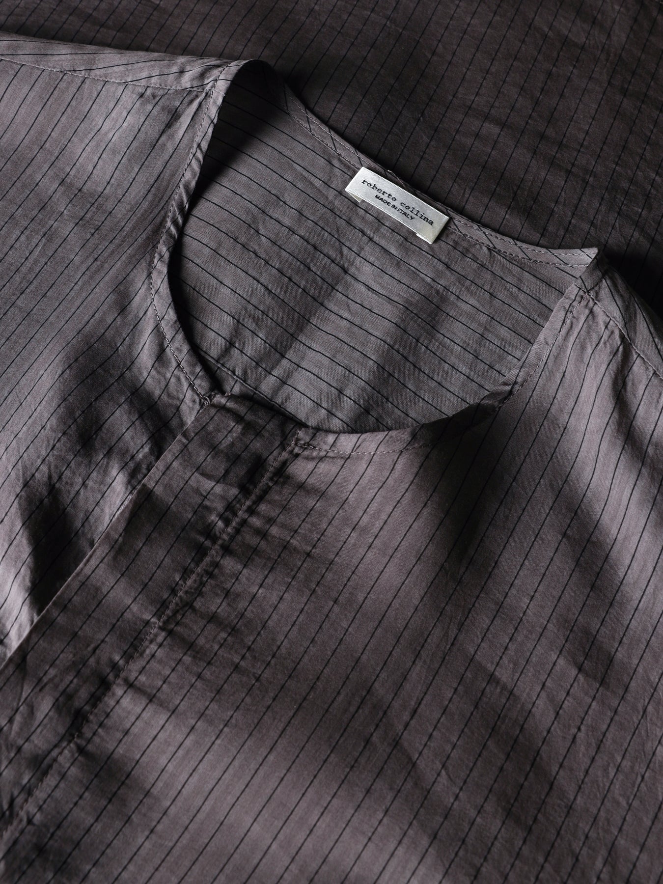 Camicia over con coulisse nelle maniche