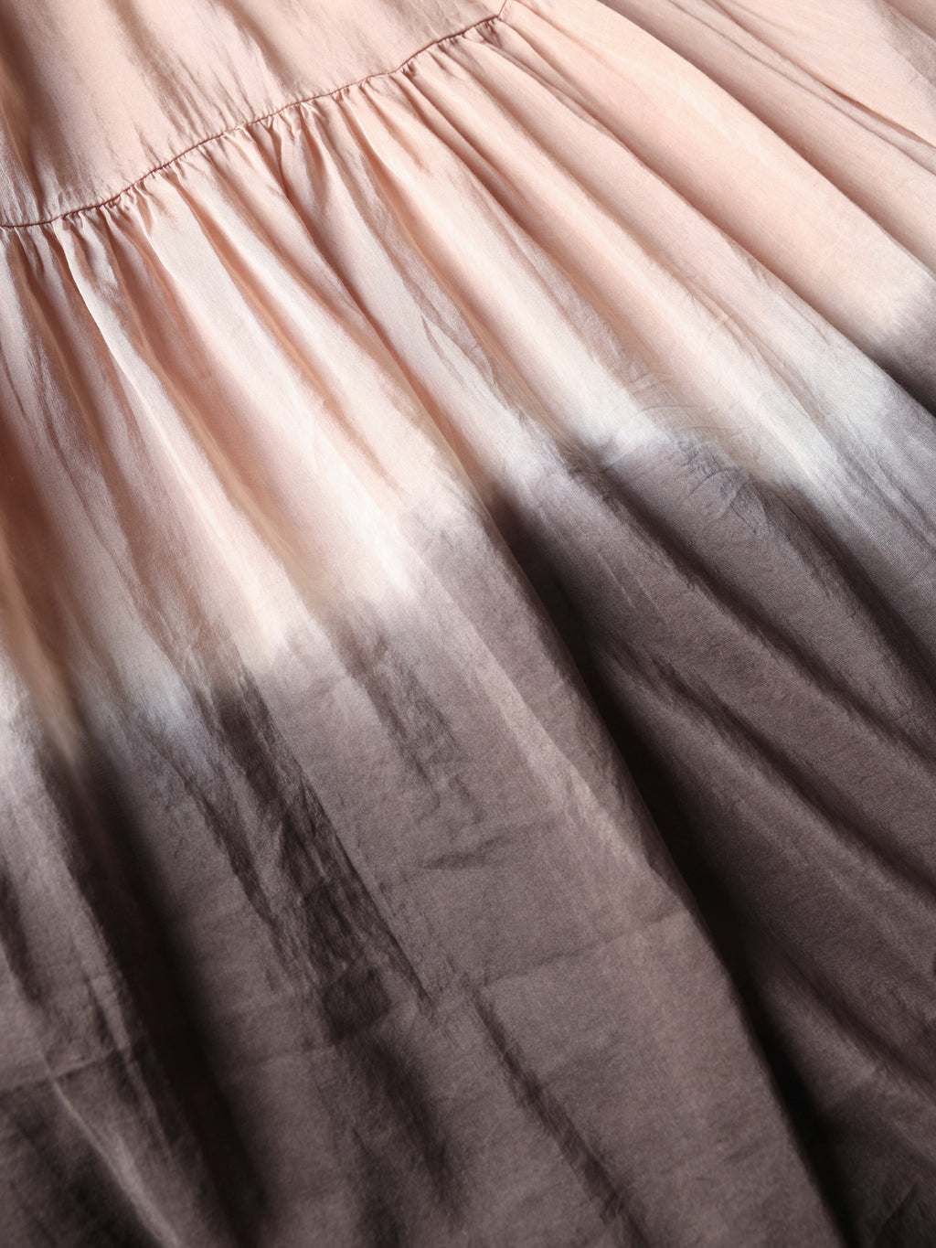 Abito semi-trasparente tie-dye