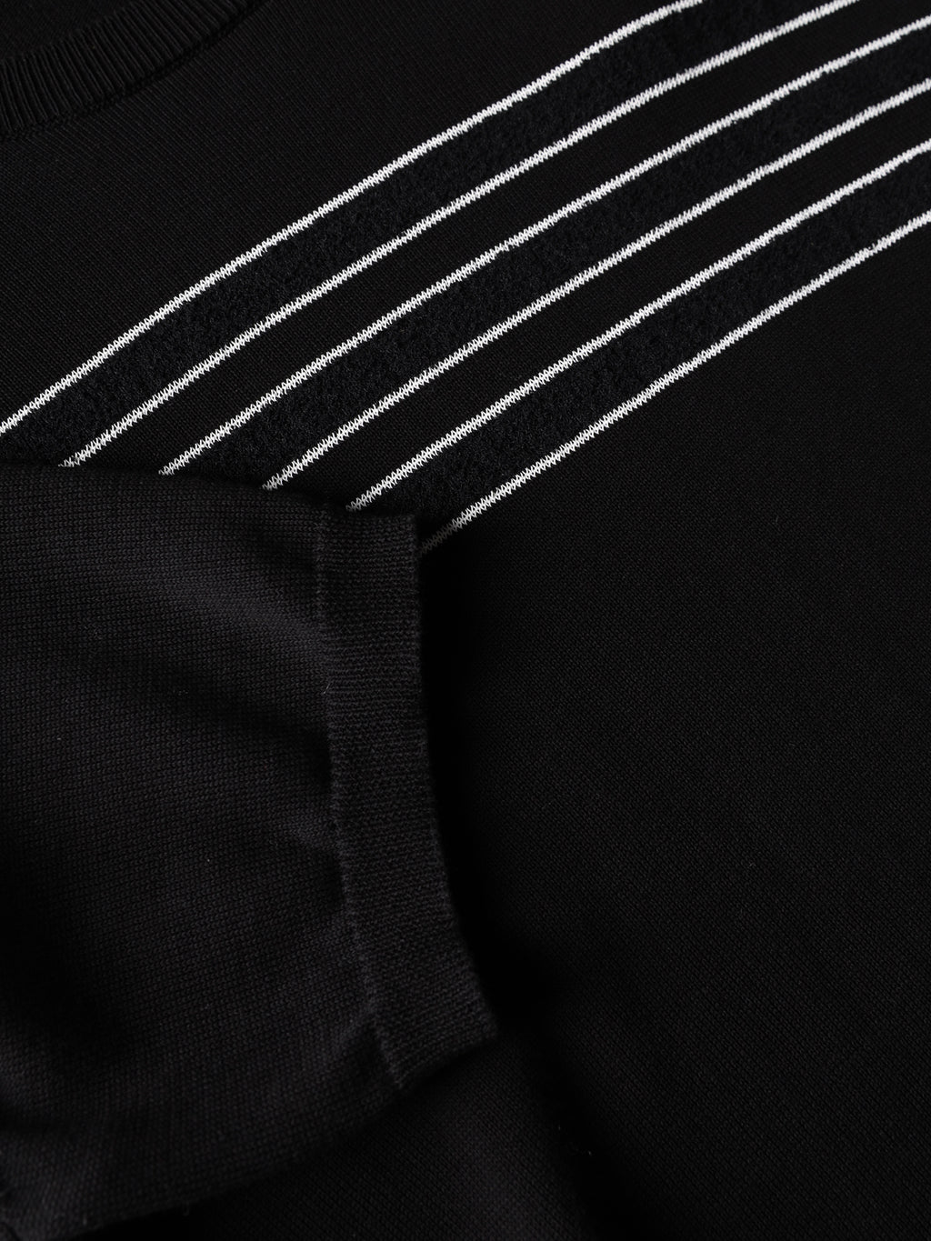 T-shirt con motivo a righe